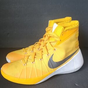 Nike Yellow Hyperdunk Basketball 2015 Shoes Men's Size 13